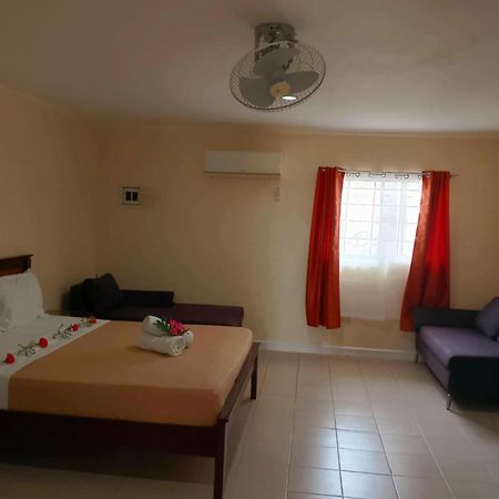 Villa Del Pueblo Inn Panglao Bagian luar foto