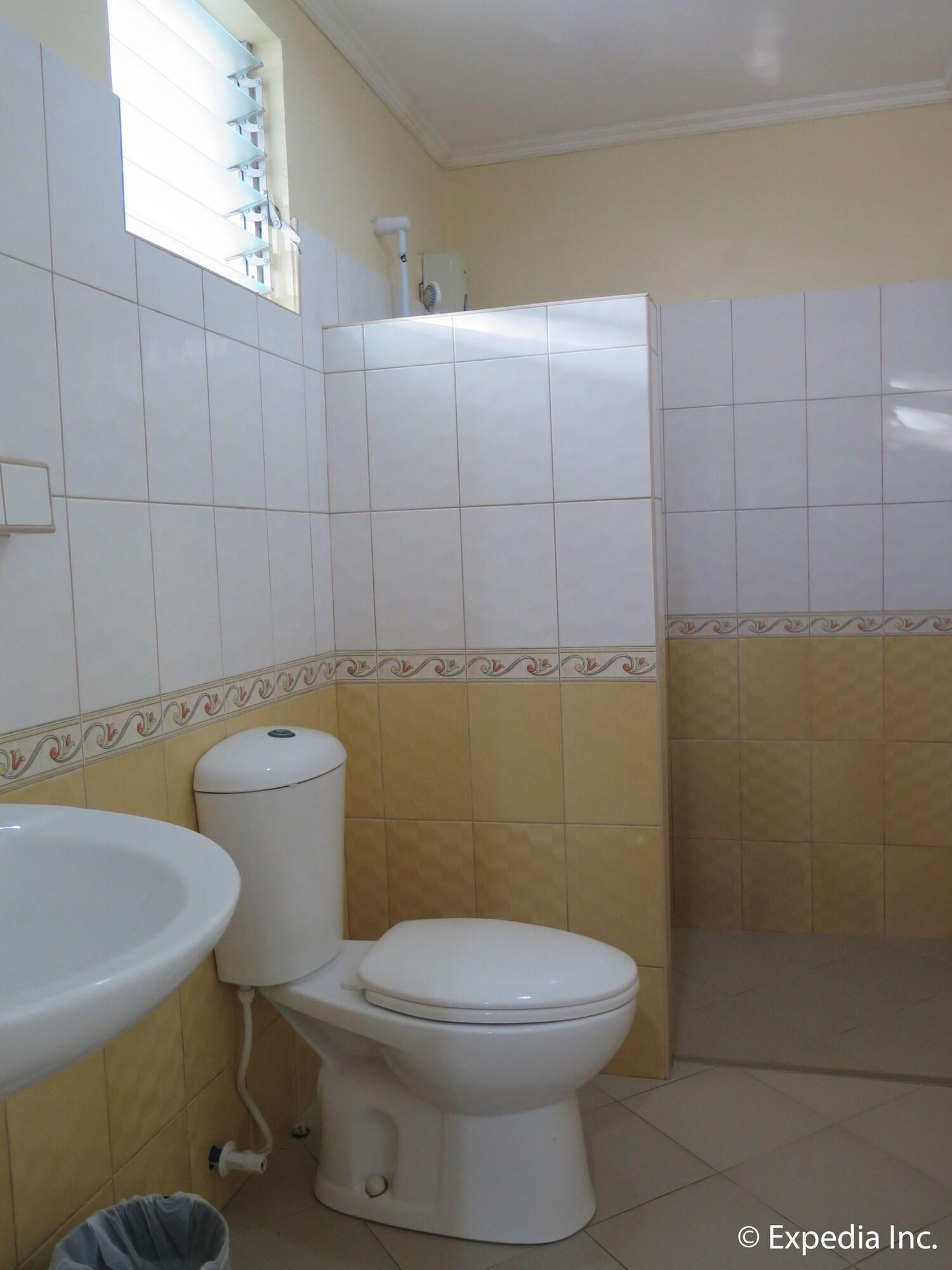 Villa Del Pueblo Inn Panglao Bagian luar foto