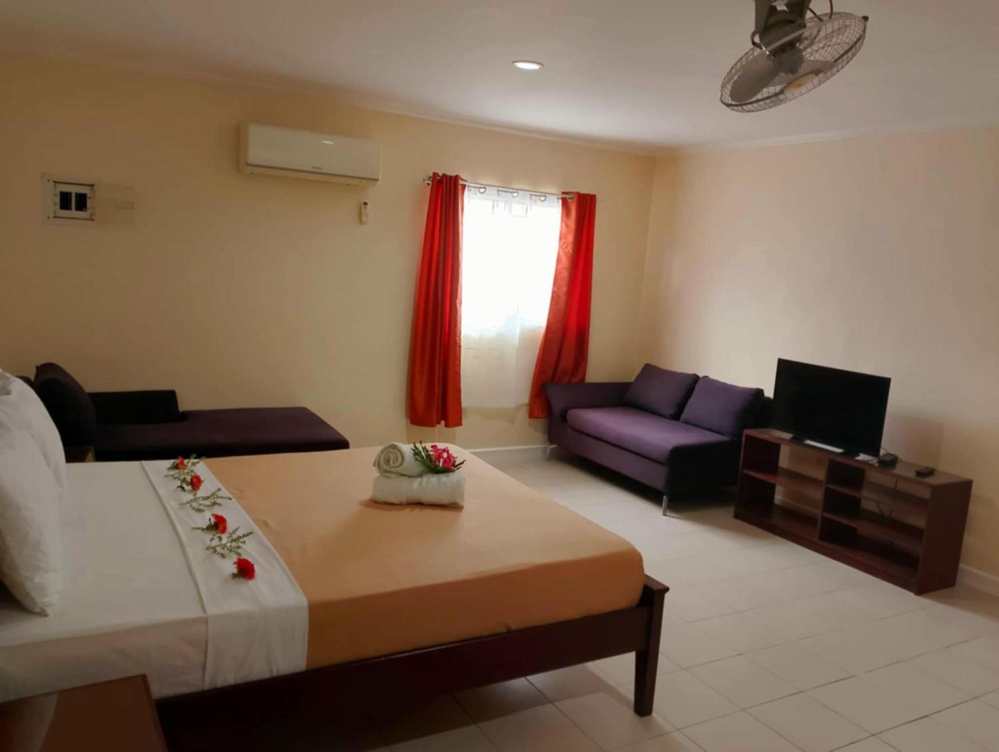 Villa Del Pueblo Inn Panglao Bagian luar foto
