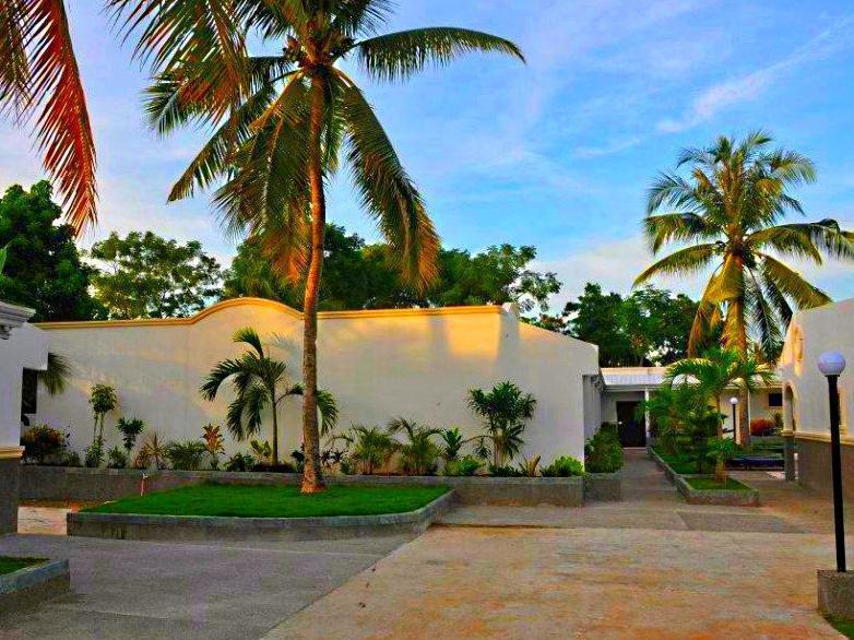 Villa Del Pueblo Inn Panglao Bagian luar foto